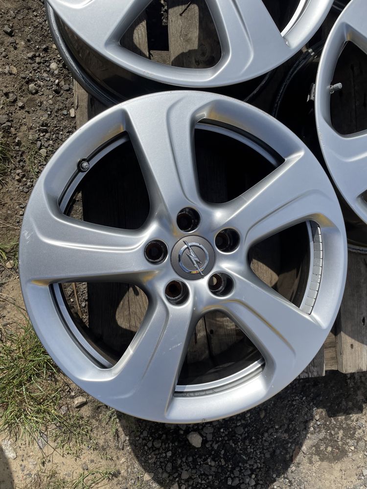 Piękne felgi aluminiowe 17” 5x110 Opel  TPMS