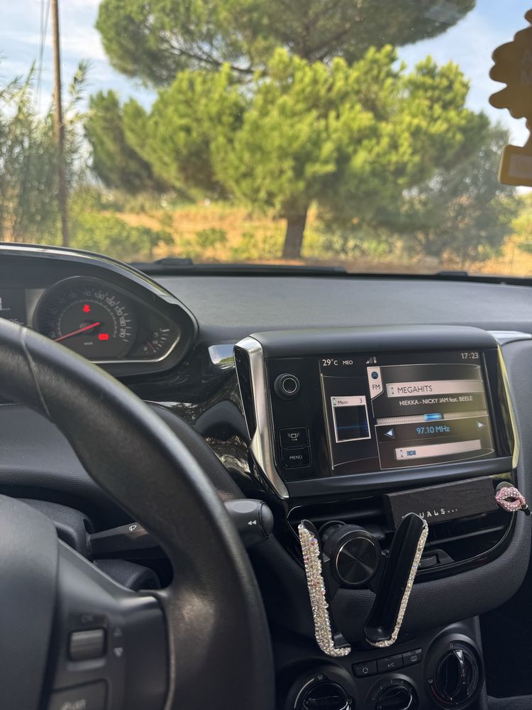 Peugeot 208 1.2 VTi Active