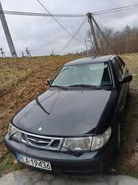 Saab 9-3 SAAB 9-3 2000 2.0T z wycieraczkami na lampach