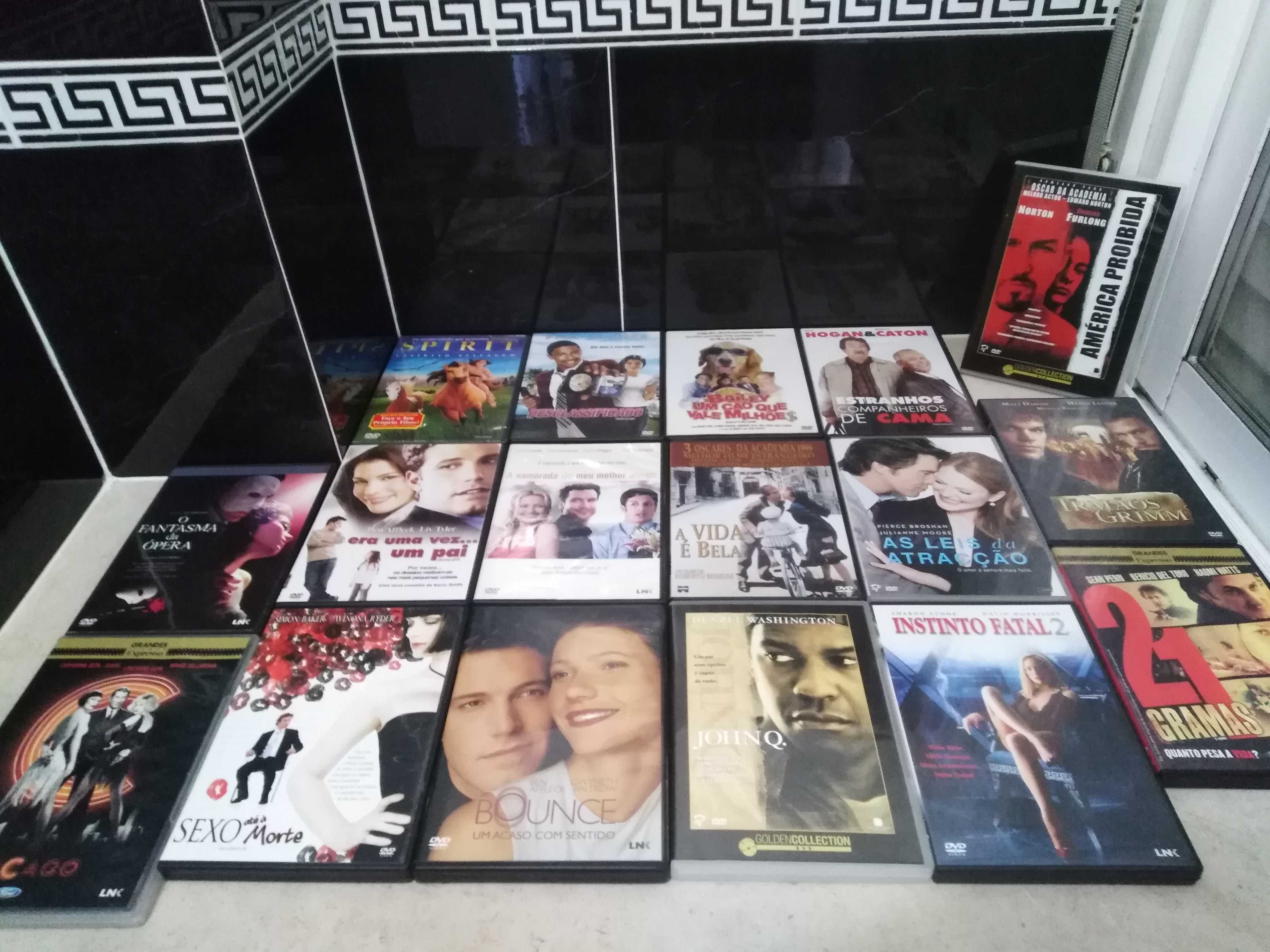 Dvds  (Maior parte deles selados) Ver lista.