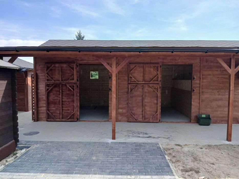 Stajnia drewniana Wolnostojąca na 3-4 Konie Szybka realizacja Montaż