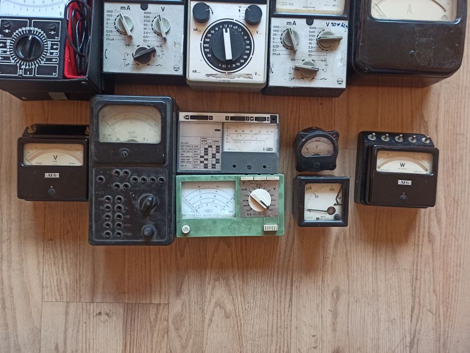 Miernik multimetr 14 sztuk plus 2 wskaźniki