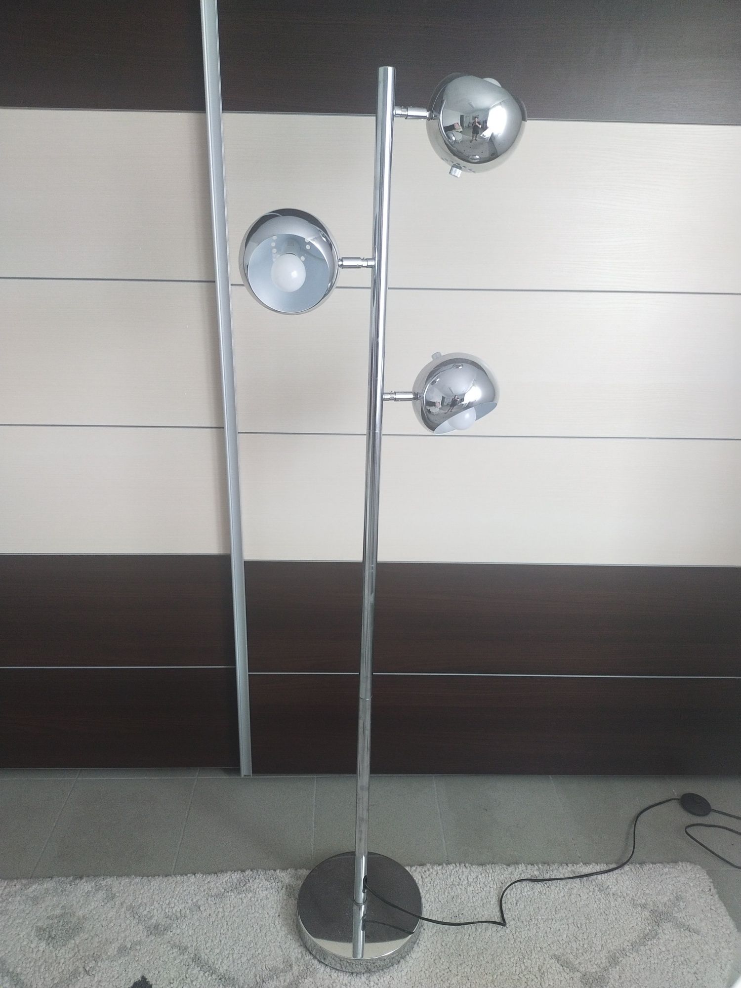 Lampa podłogowa sprzedam