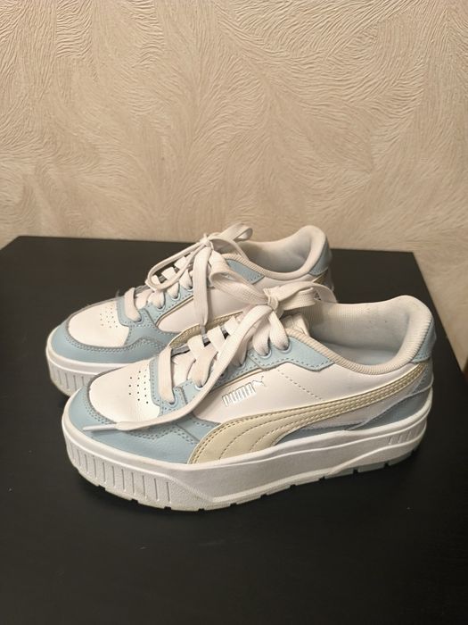 Кросівки PUMA жіночі , блакитні з білим. Кросовки Пума.