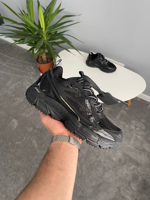 Кросівки Off-white Be Right Back black/Grey чорні