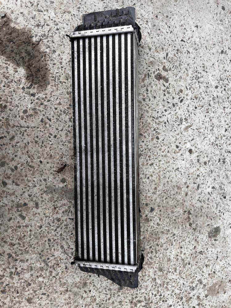 BMW радиатор интеркуллера 17517577115