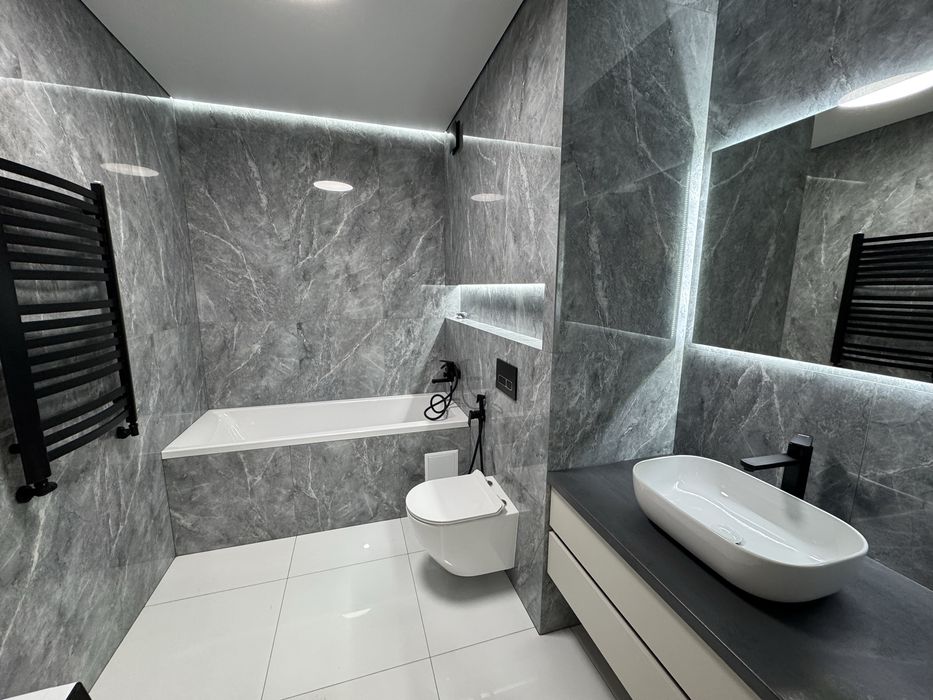 Продам шикарну 2 кім квартиру+відпочинкова у престижному ЖК, центр