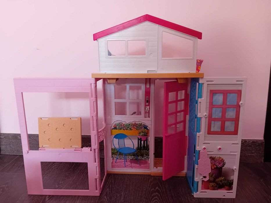 Rozkładany domek Barbie