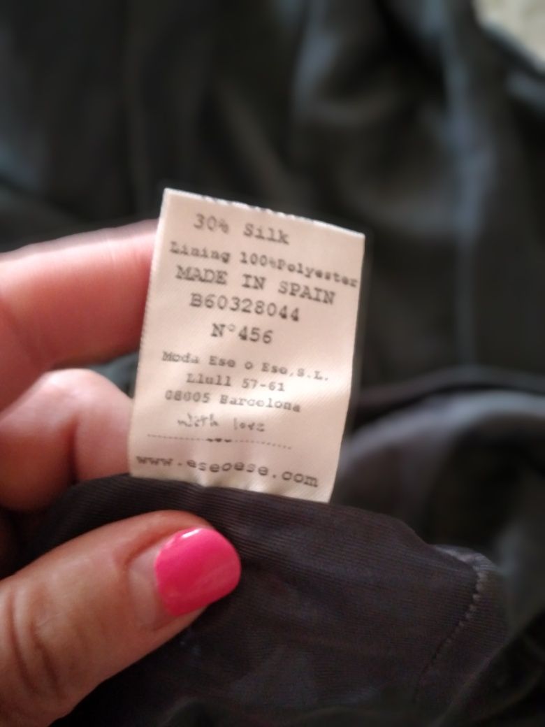 Mini saia nova, tamanho L, marca eseoese