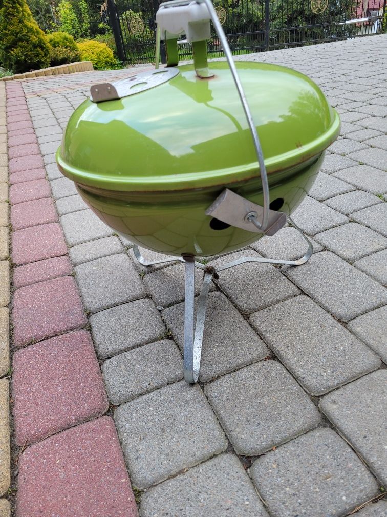 Zielony Grill węglowy Weber