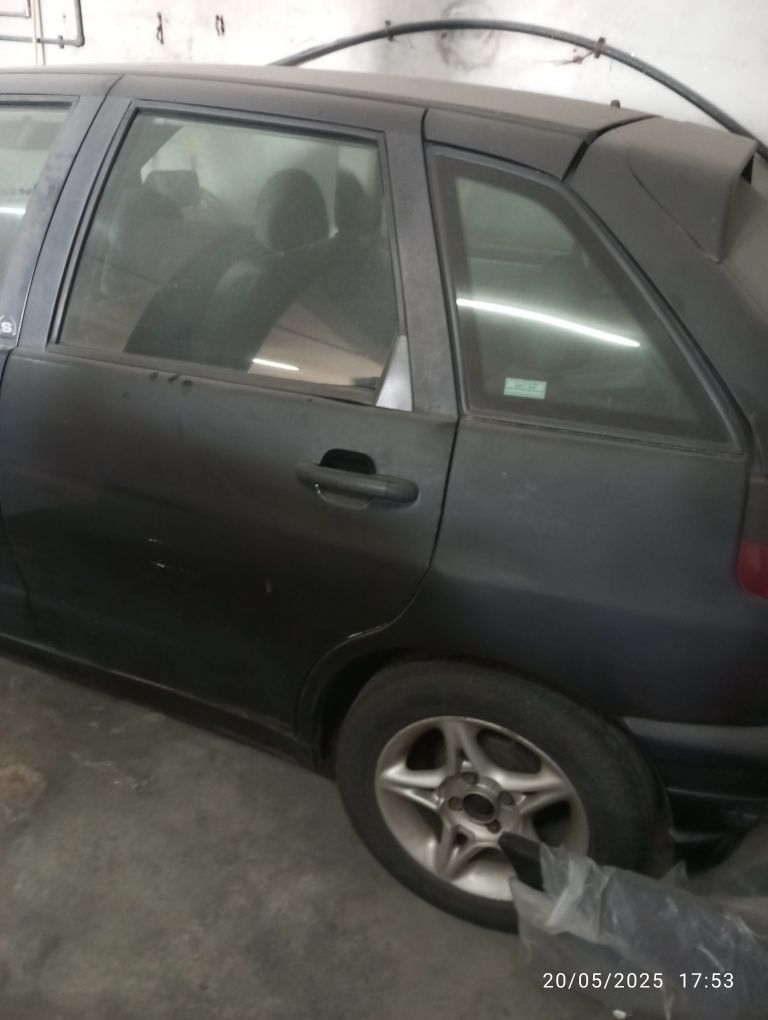 Vendo SEAT para peças