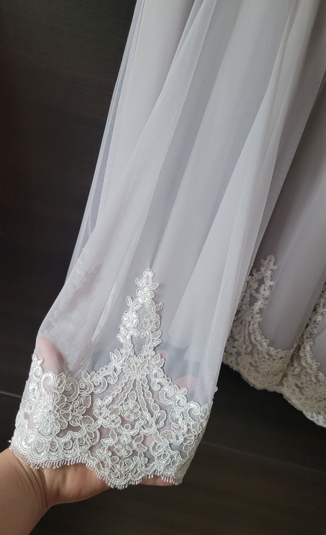 Szara, elegancka sukienka na wesele, chrzciny Duet A&M