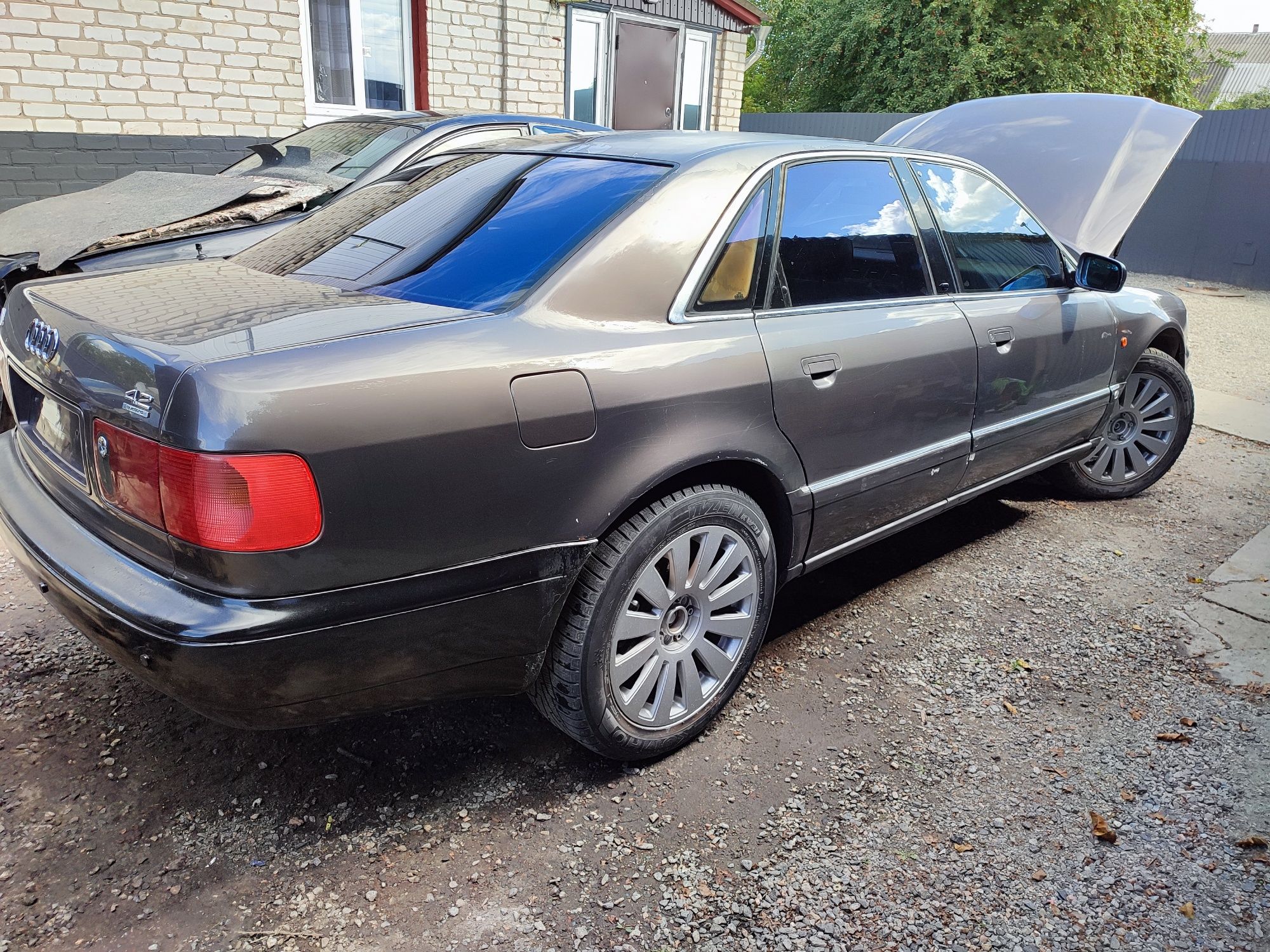 ЭБУ блок управления двигателем на Ауди А8 Д2 4.2 бензин Audi A8 D2 4,2
