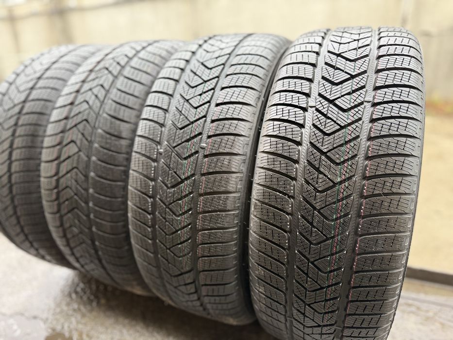 255/55R20 Pirelli Scorpion Winter