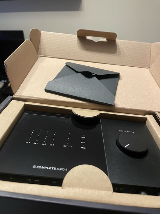 Interfejs audio Komplete Audio 6 mk2