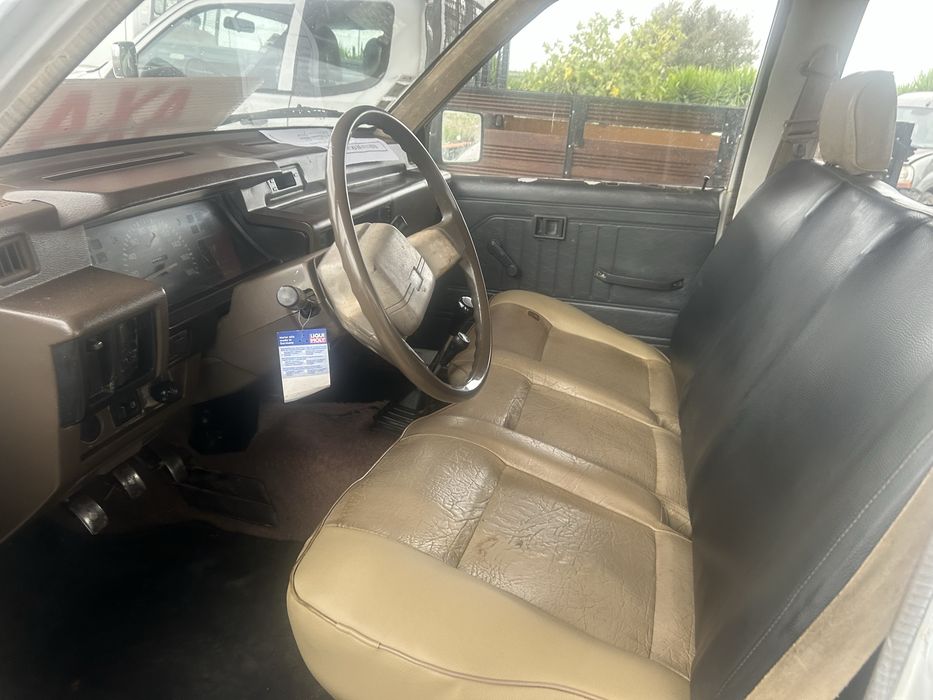 Mitsubishi l200 4x4 5 lugares