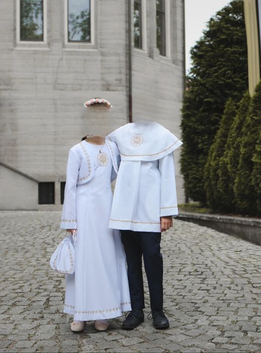 Chłopięca alba komunijna firmy opus