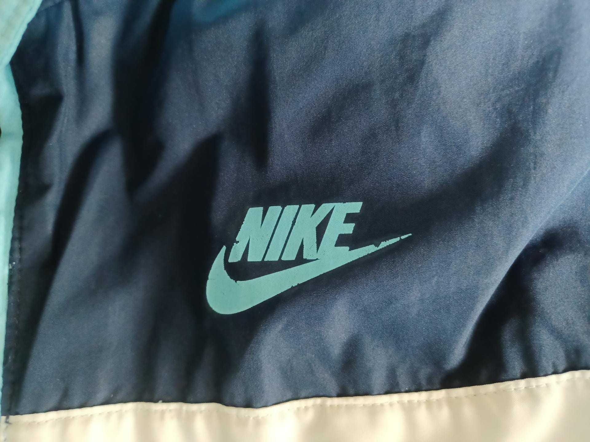 Casaco Nike Reversível Unisexo Tamanho equivalente a um S