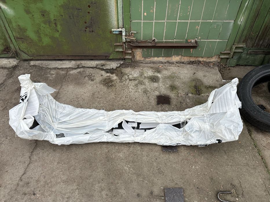 Бемпер передній Golf 7 з 12-17 р.в FPS