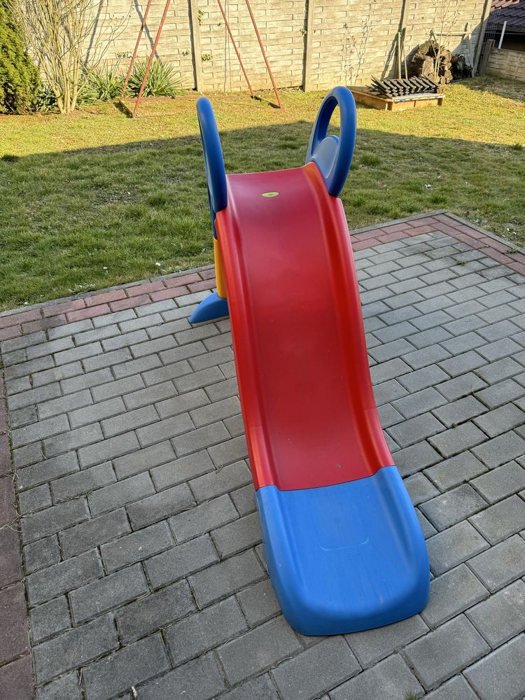 Zjeżdżalnia dla dziecka