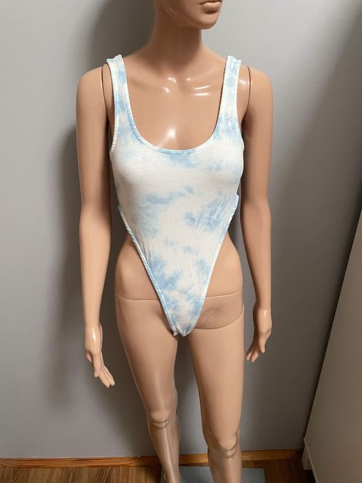 Nowe prążkowane body S House