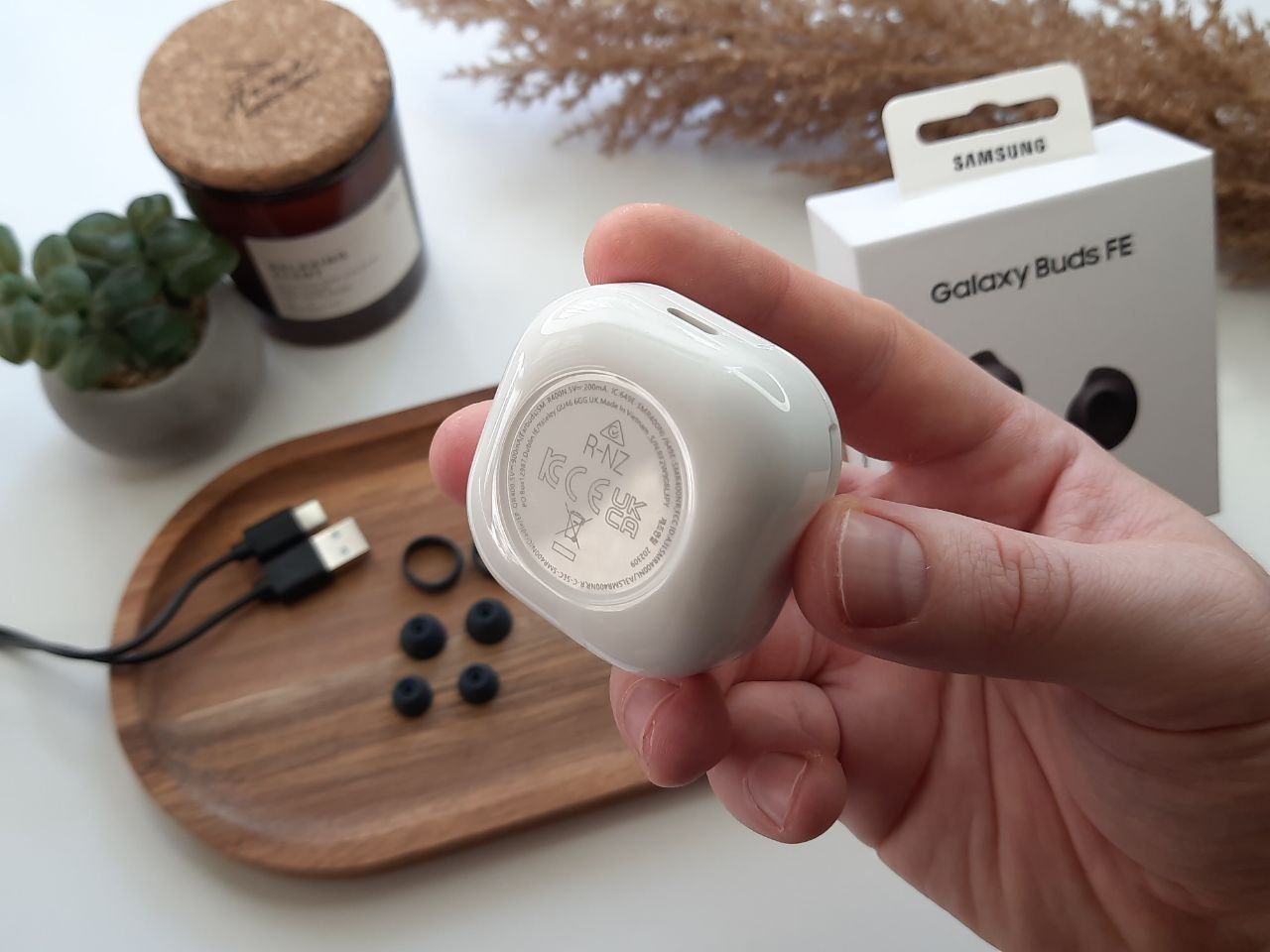 Наушники безпроводні Samsung Galaxy Buds FE 2024