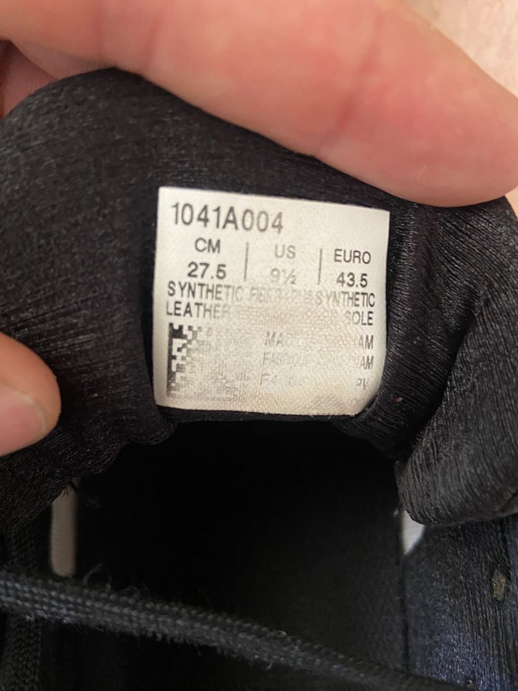 Тенісні кросівки Asics