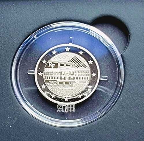França 2€ Museu do Louvre 2025 PROOF