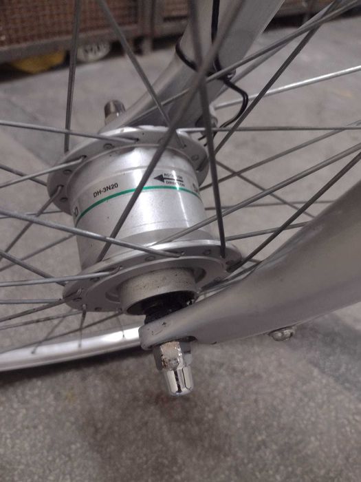 Rower miejski 28", Vertec tr 8100 perfect 700x38C