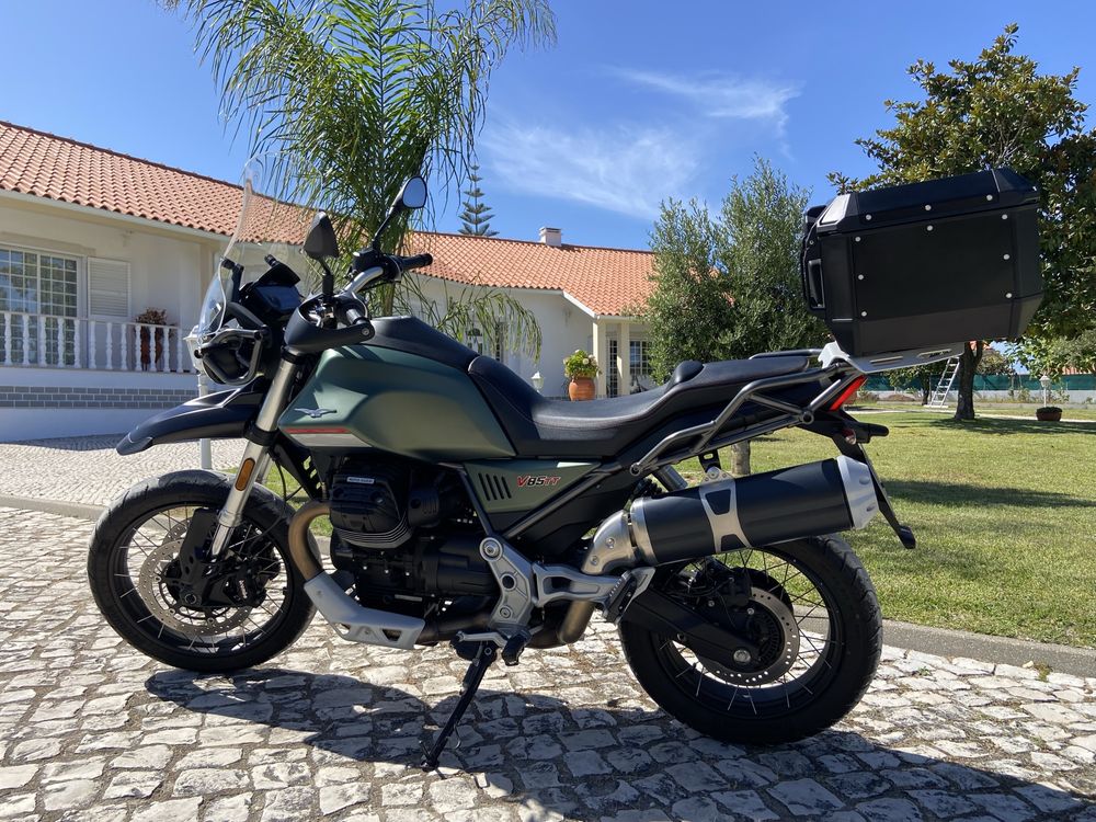 Moto guzzi v85 tt