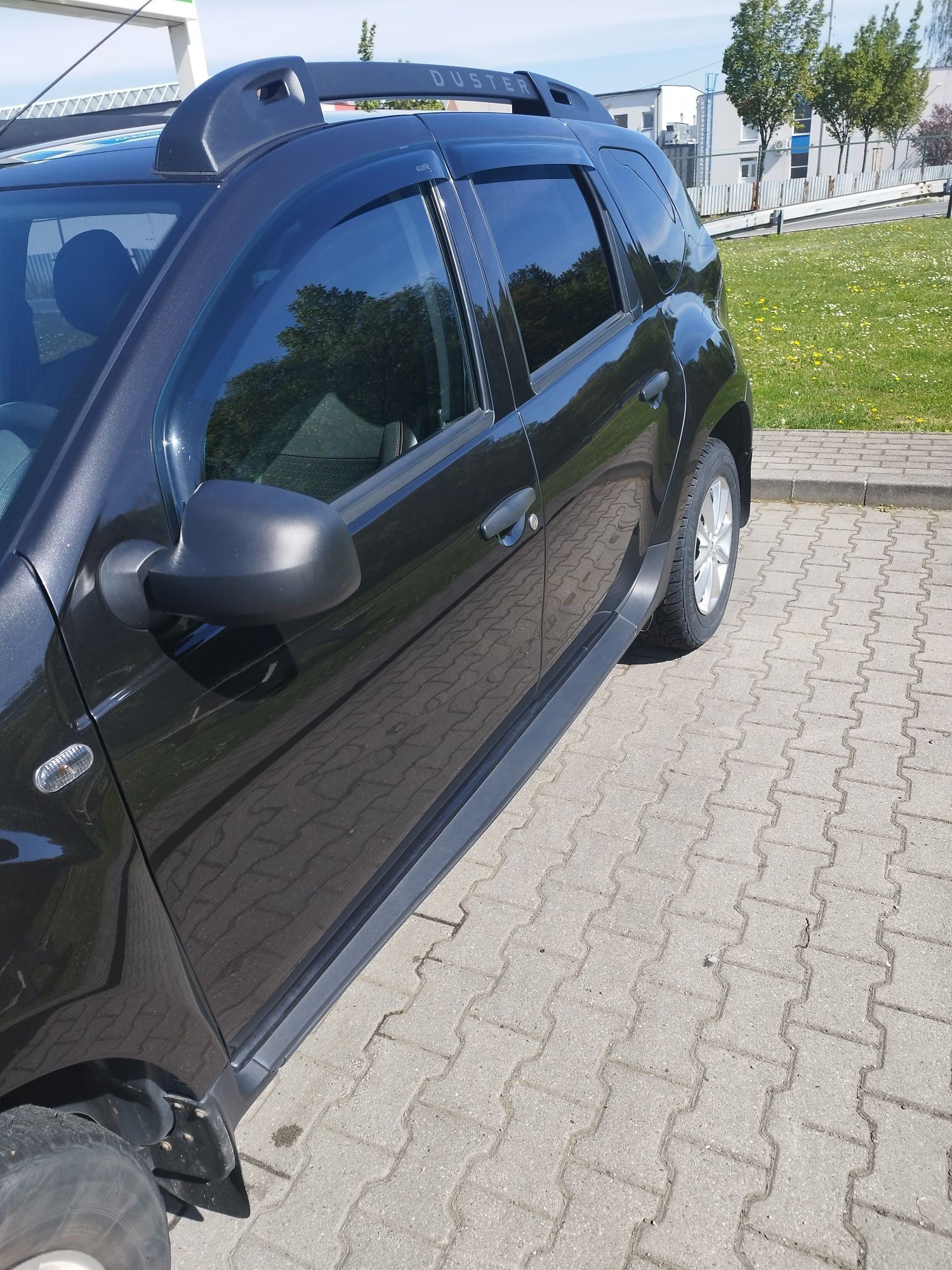 Рено Дастер не бит не крашен