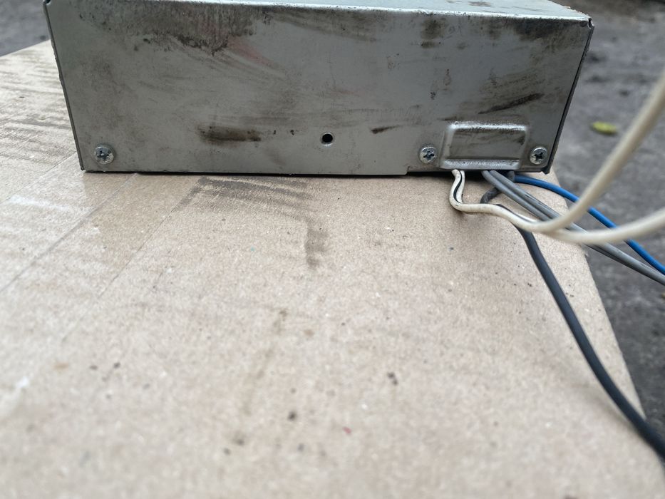 Автомагнитола hitachi рабочая