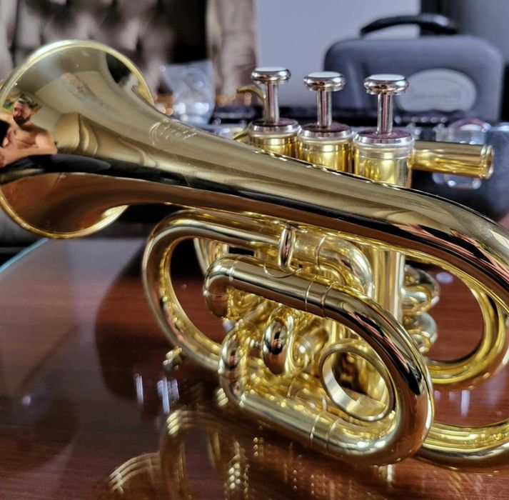 trąbka PICCOLO  JUPITER JPT-416 made in Taiwan stan celujący jak nowa!