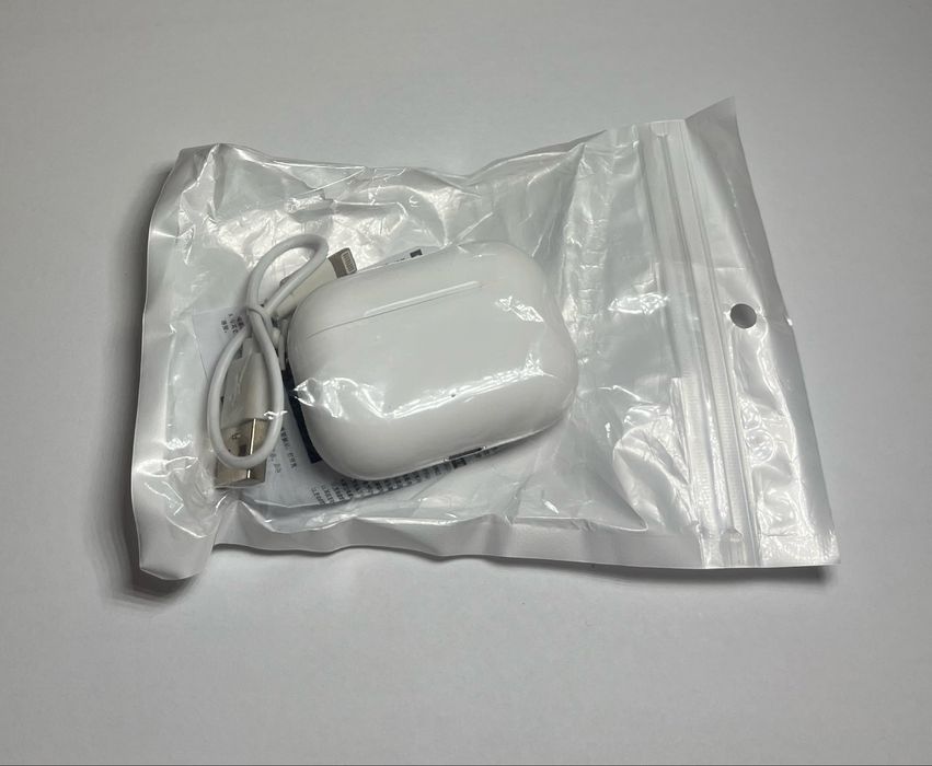 Бездротові навушники у стилі AirPods Pro