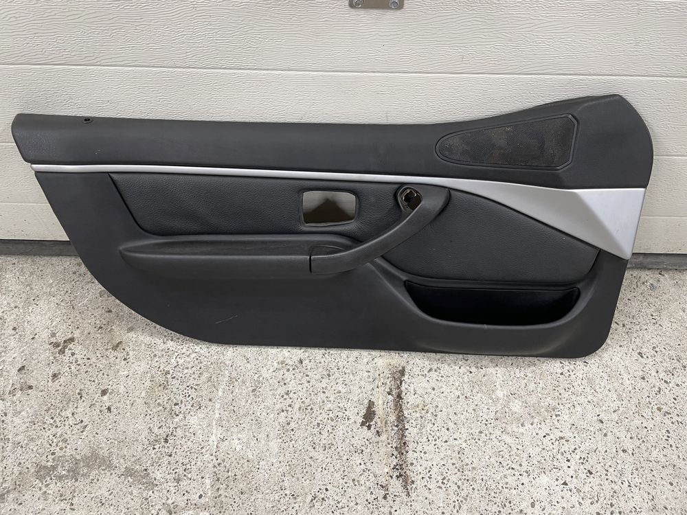 BMW Z3 boczki tapicerka drzwi boczek lewy prawy skóra