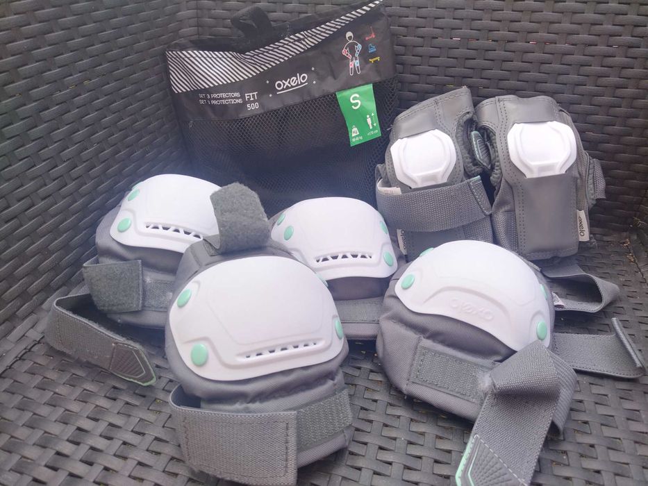 Ochraniacze na rolki Oxelo FIT 500 rozmiar S szaro-białe