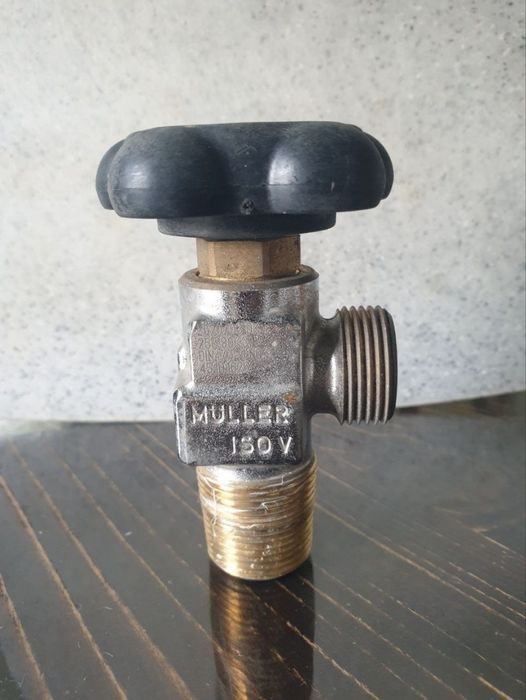 Крани кисневі. Німеччина