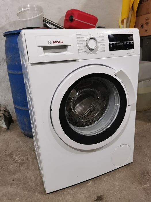 Пральна машина "Бош 6 Серія! "Вузька 40см!6кг! Стан супер!