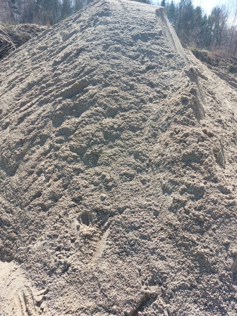 Piasek piach ziemia humus kamień gruz wywrotka trawnik