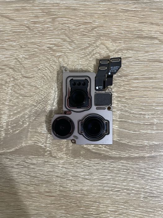 Оригіналька камера основа iphone 15 pro max