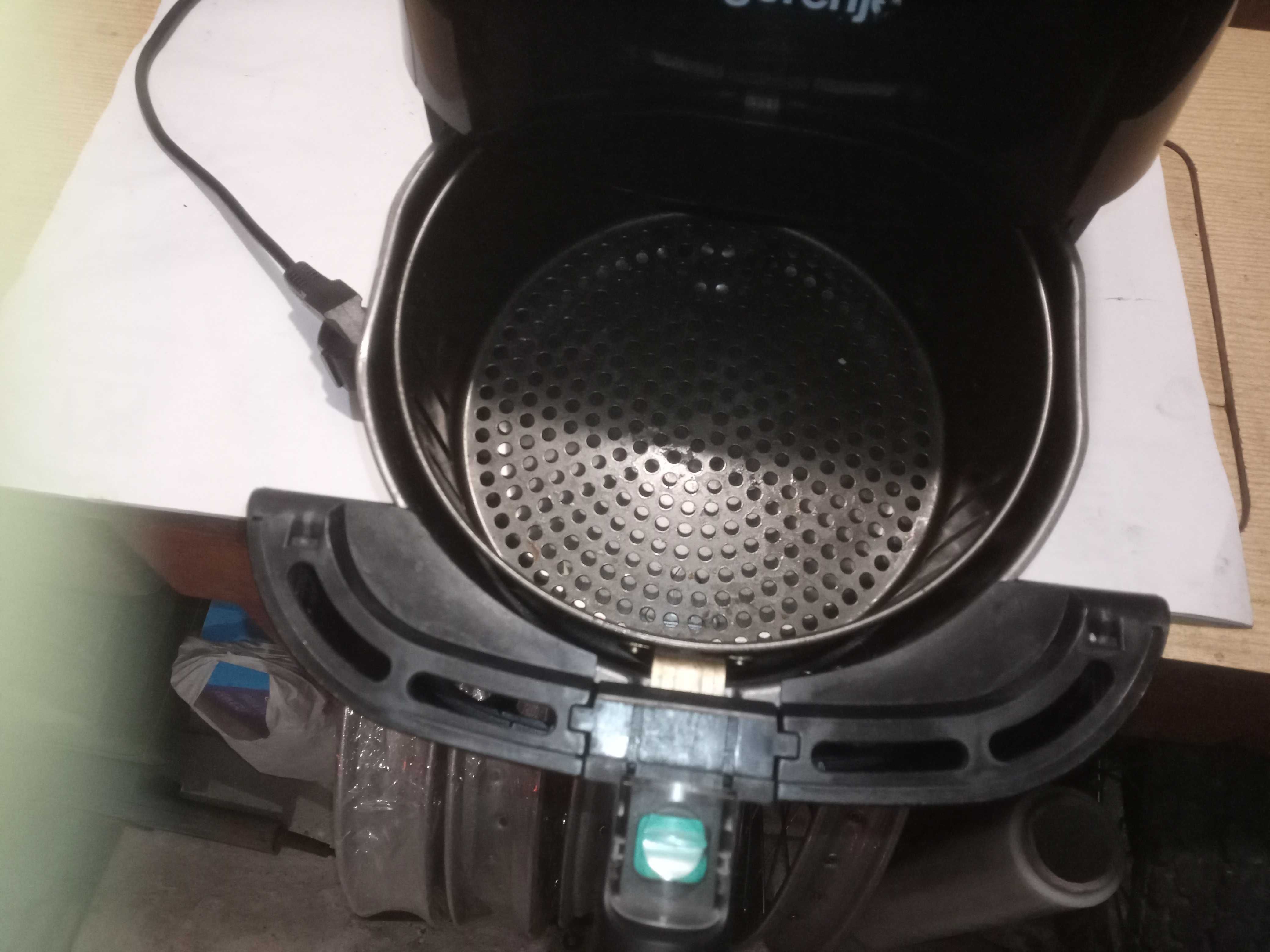 Frytkownica beztłuszczowa Gorenje AF1700DB Air Fryer