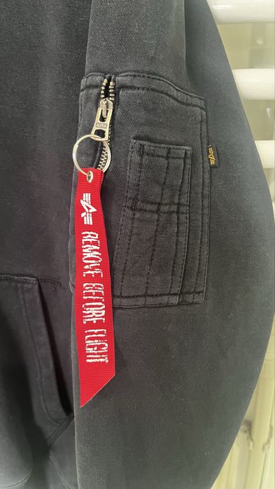 худі alpha industries з лєнтою