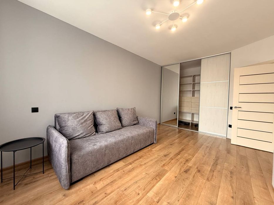 Продаж 1-кім. квартири з ремонтом в новобудові