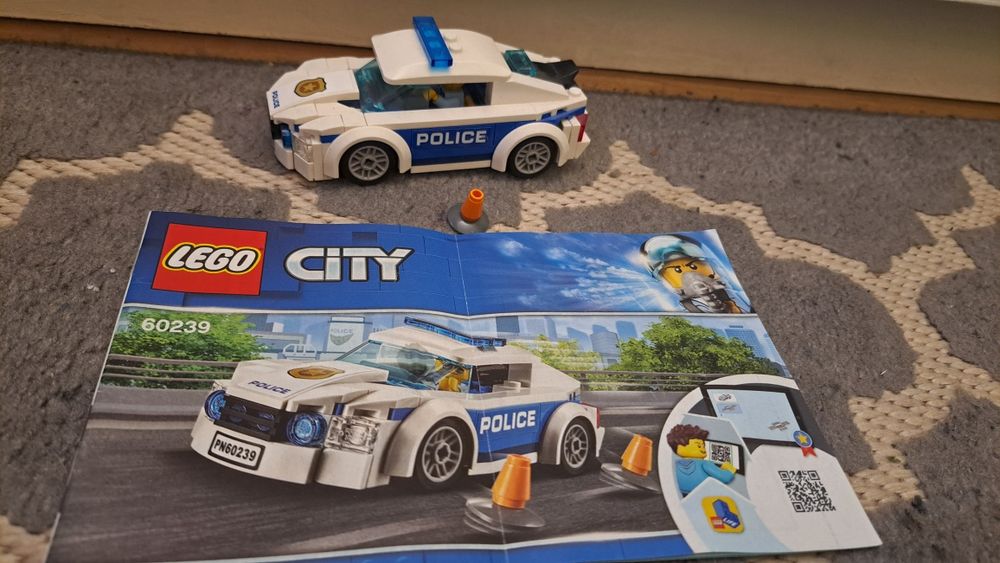 Lego  40175 oraz 60239