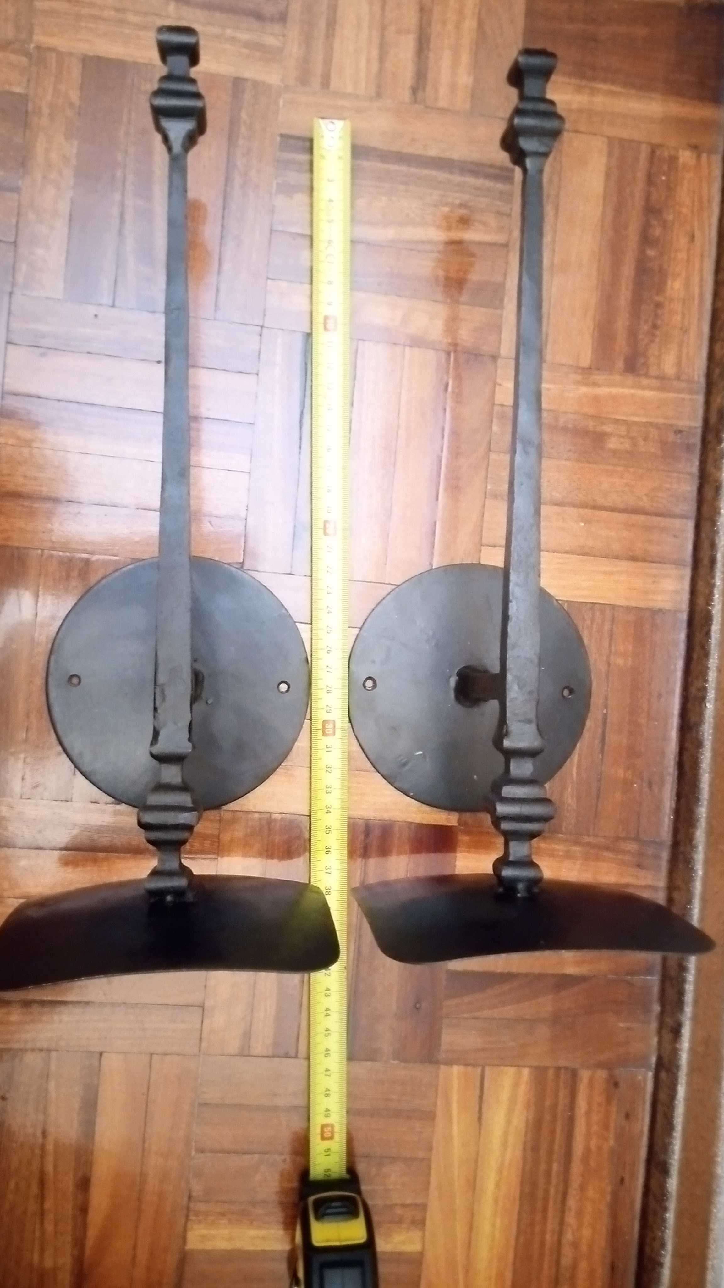 2 Suportes de velas em ferro, para colocar na parede