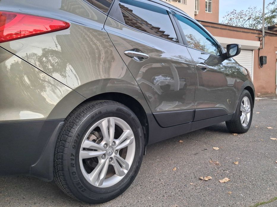 Продам Hyundai ix 35 в идеальном состоянии!