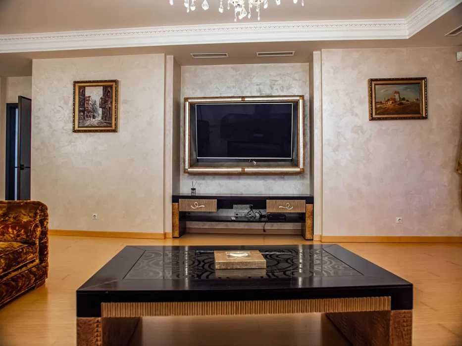 Продам 3 к квартиру ЖК Амфітеатр/Вернадського/парк Шевченка!