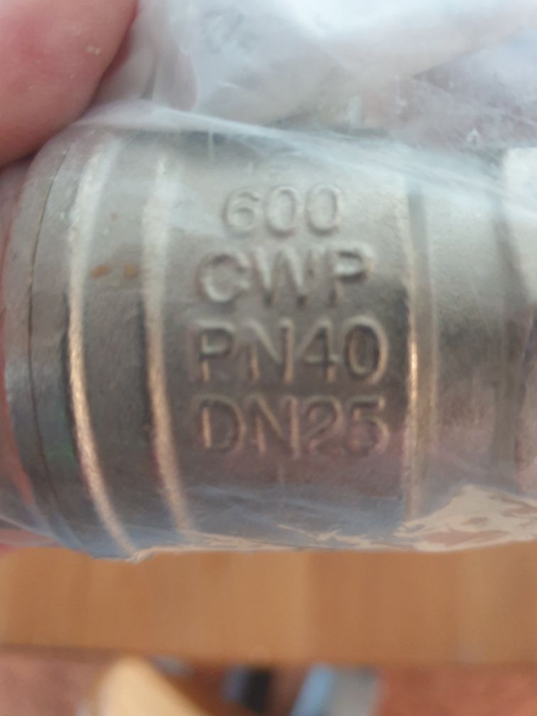 Zawór kulowy 1 cal. DN25, PN40.