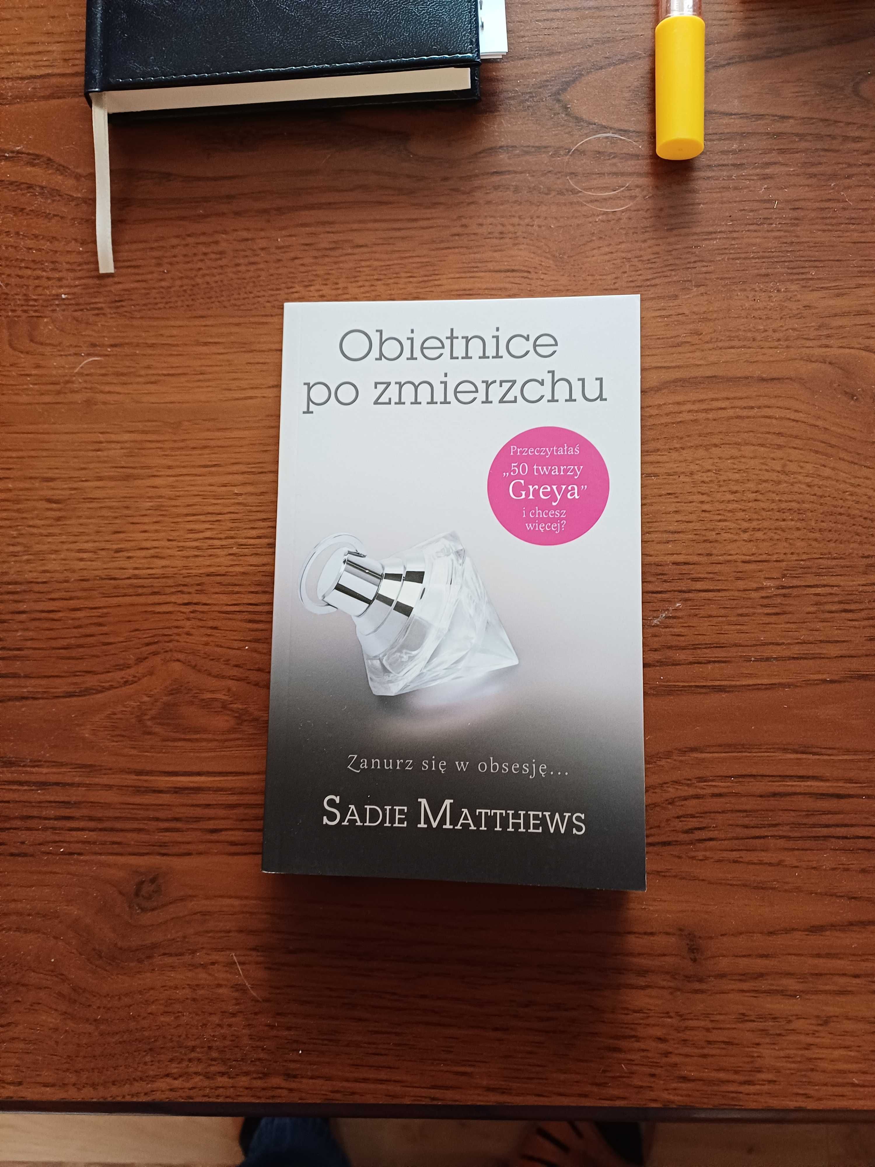 Namiętność po zmierzchu, Sekrety po zmierzchu, Obietnice po zmierzchu