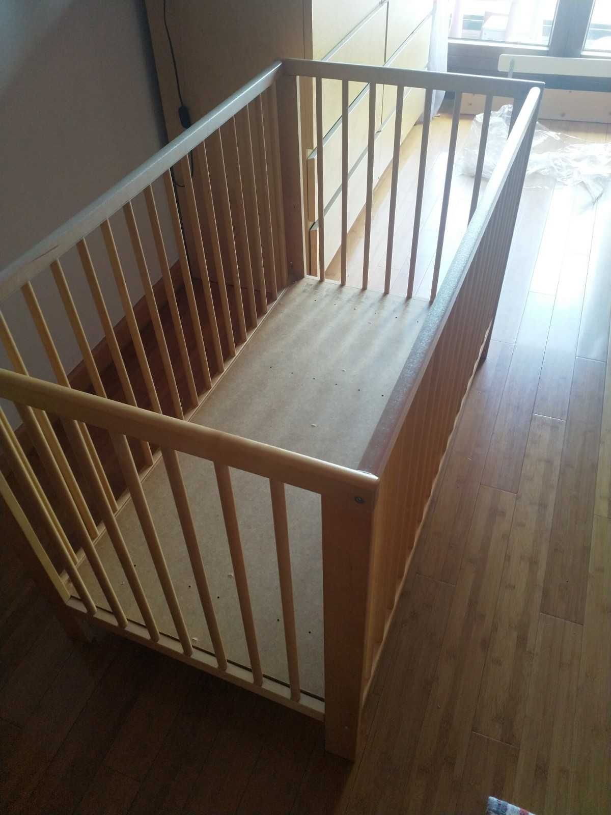 Vendo berço com colchão 60x120